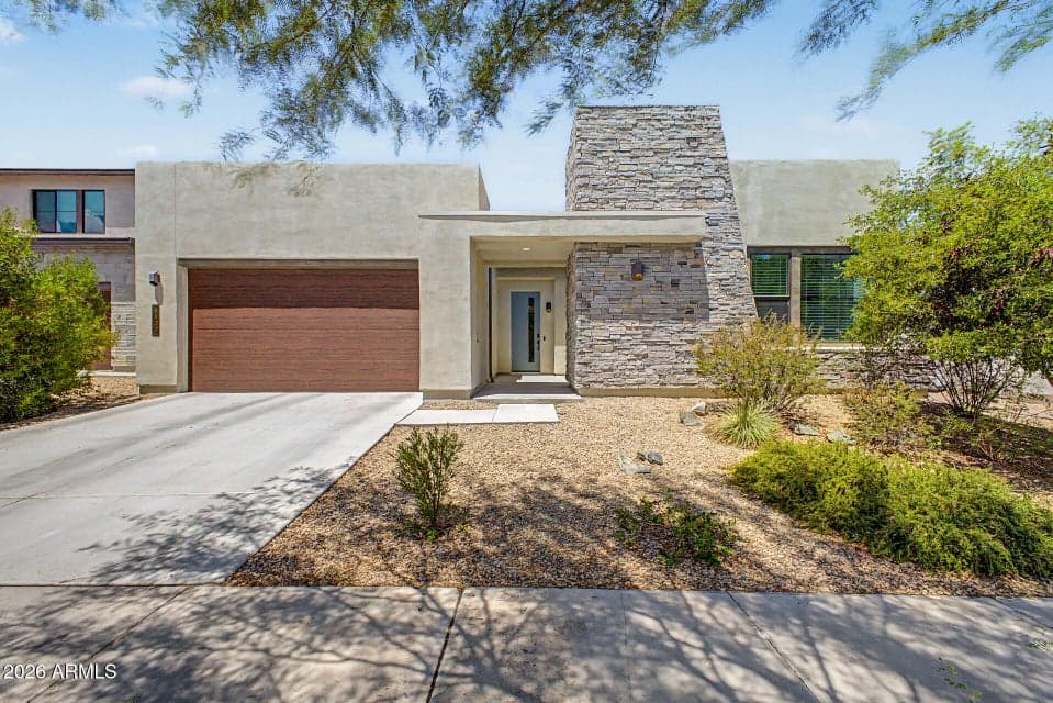 1122 E MONTE Way, Phoenix, AZ 85042 — photo 1 of 53