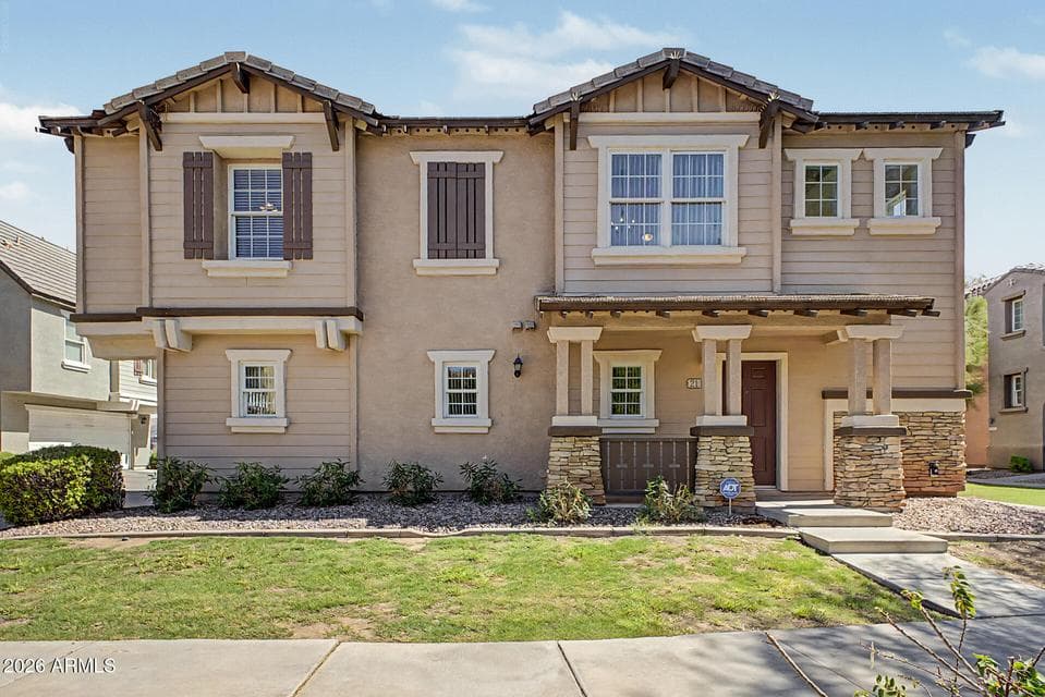 2113 E HUNTINGTON Drive, Phoenix, AZ 85040 — photo 1 of 31