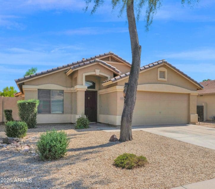 10215 E KIVA Avenue, Mesa, AZ 85209 — photo 1 of 30