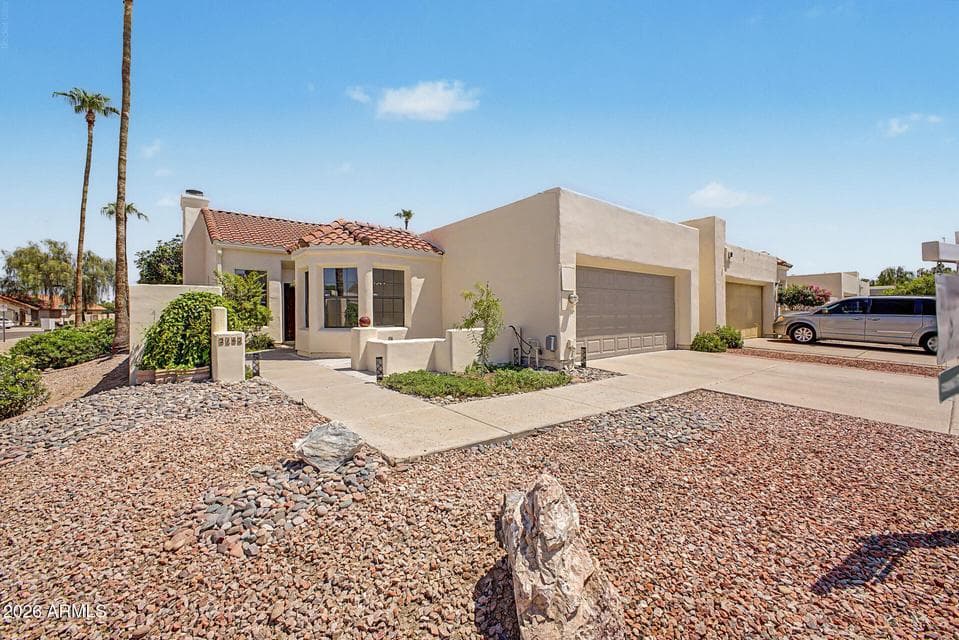 2162 E Loma Vista Drive, Tempe, AZ 85282 — photo 1 of 43