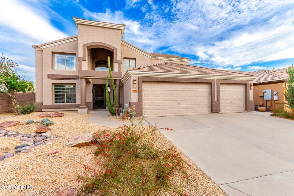 4331 E PRICKLY PEAR Trail, Phoenix, AZ 85050 — photo 1 of 36
