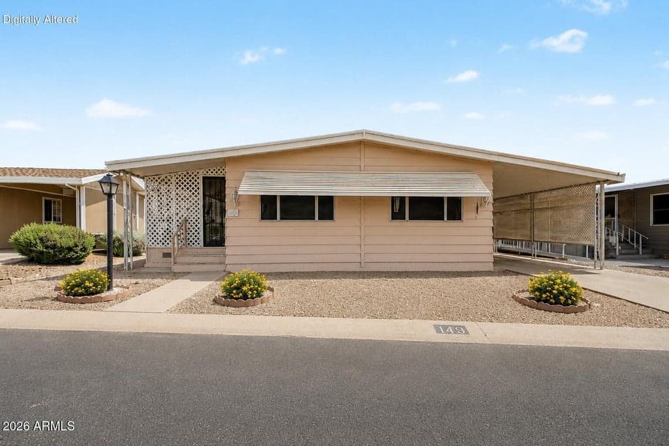 Beautiful Double Wide! New interior and exterior paint!