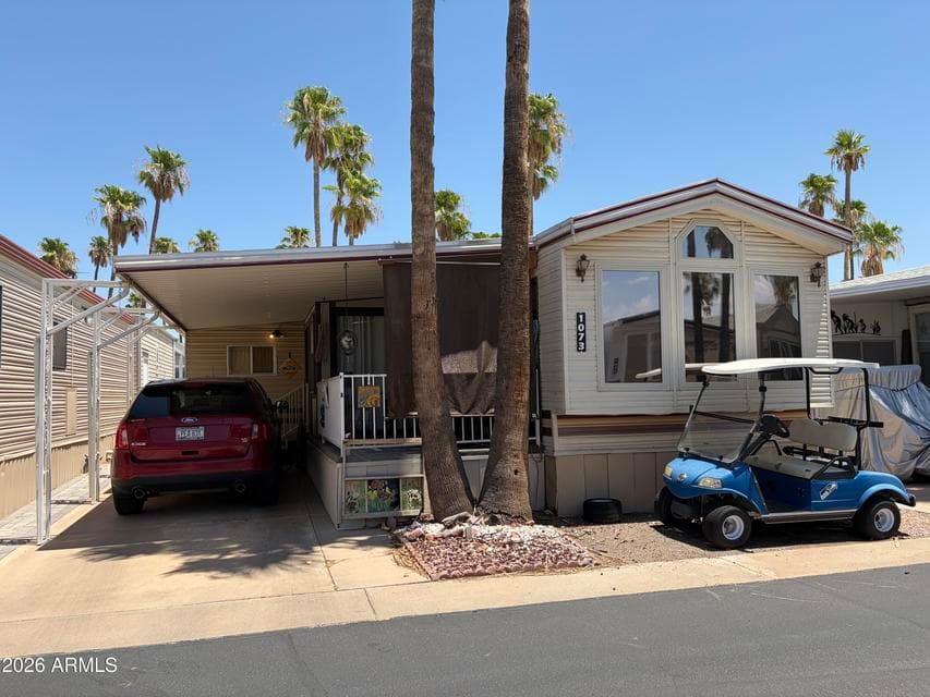 1073 S SENECA Drive, Apache Junction, AZ 85119 — photo 1 of 23