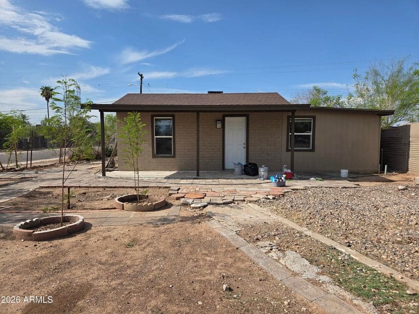 2148 W TONTO Street, Phoenix, AZ 85009 — photo 1 of 15