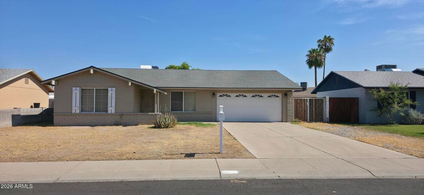 7540 W TURNEY Avenue, Phoenix, AZ 85033 — photo 1 of 47