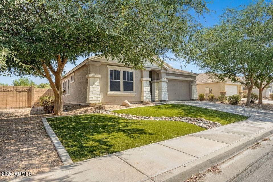 7124 W PALMAIRE Avenue W, Glendale, AZ 85303 — photo 1 of 34