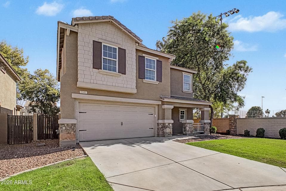 2101 E SUNLAND Avenue, Phoenix, AZ 85040 — photo 1 of 19