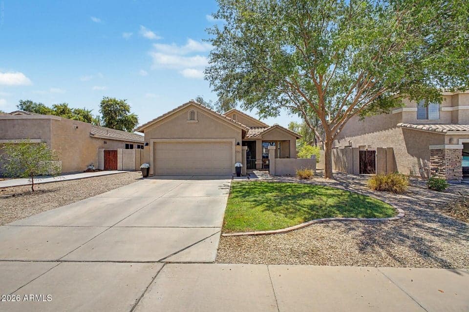 3283 E BOSTON Street, Gilbert, AZ 85295 — photo 1 of 34