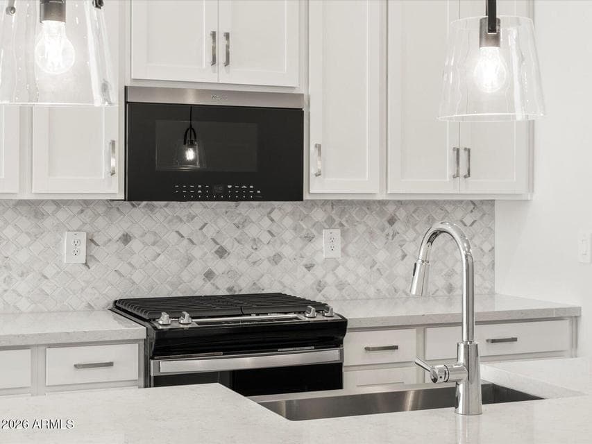 Photo is not of the actual home. Interior finishes and fixtures may vary.