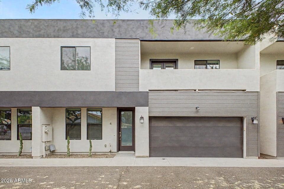3010 N 37TH Street 4, Phoenix, AZ 85018 — photo 1 of 31