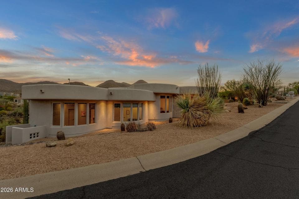 15440 N CABRILLO Drive, Fountain Hills, AZ 85268 — photo 1 of 66