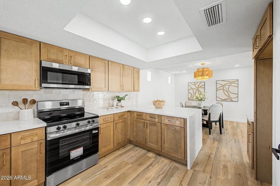 601 E WESCOTT Drive, Phoenix, AZ 85024 — photo 1 of 34