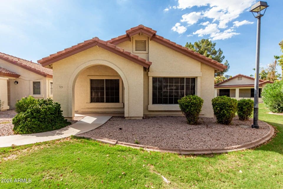 1120 N VAL VISTA Drive 93, Gilbert, AZ 85234 — photo 1 of 32