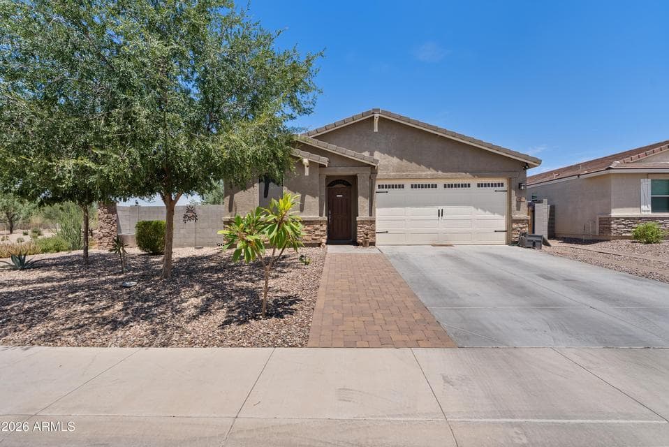 400 W CHASKA Trail, San Tan Valley, AZ 85140 — photo 1 of 40