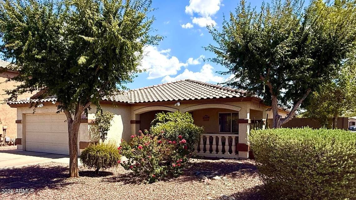 7129 W TORONTO Way, Phoenix, AZ 85043 — photo 1 of 43