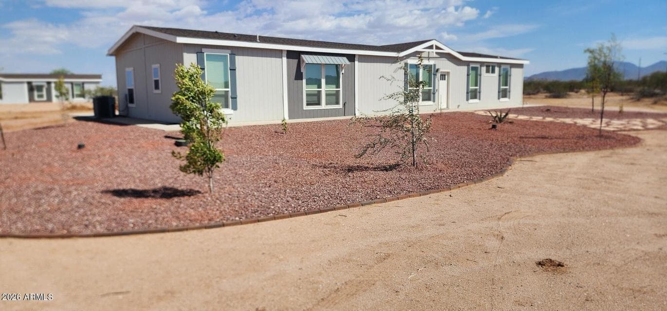 50863 W SAFFRON Lane, Maricopa, AZ 85139 — photo 1 of 52