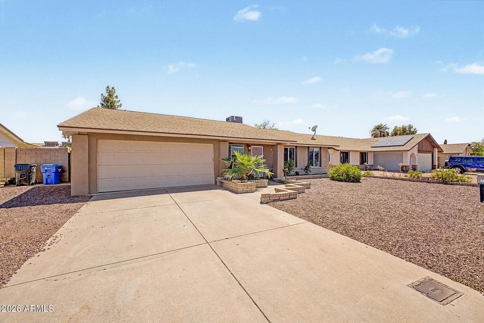 4109 W ASTER Drive, Phoenix, AZ 85029 — photo 1 of 34