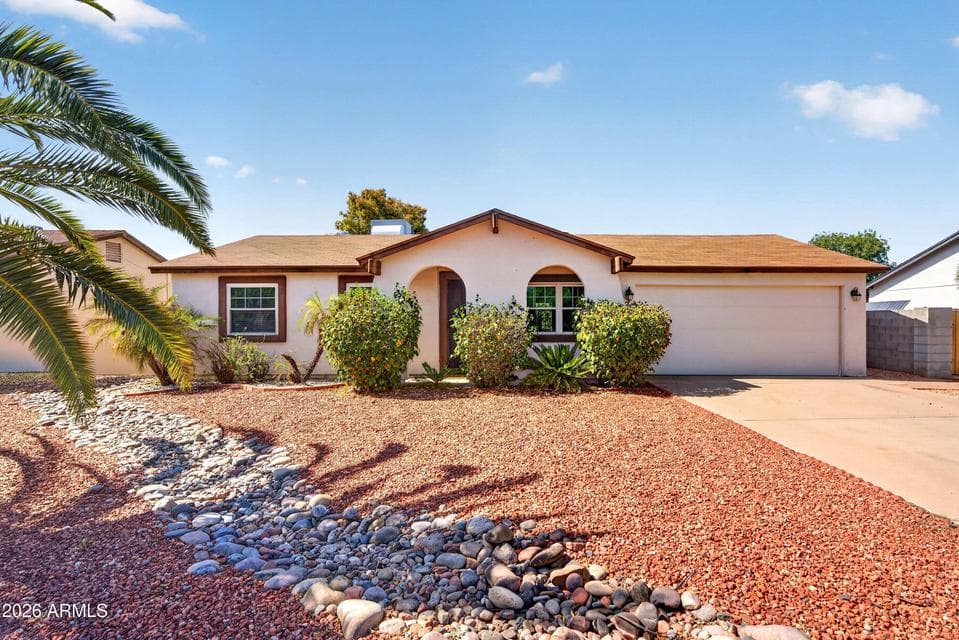 3531 E ACOMA Drive, Phoenix, AZ 85032 — photo 1 of 36