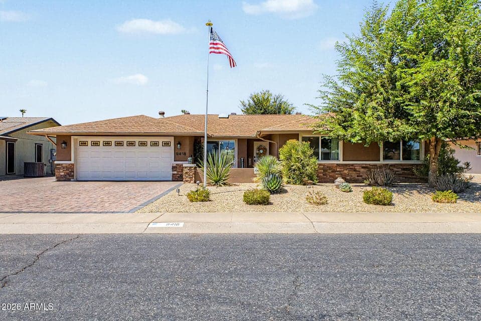 Absolutely perfect curb appeal