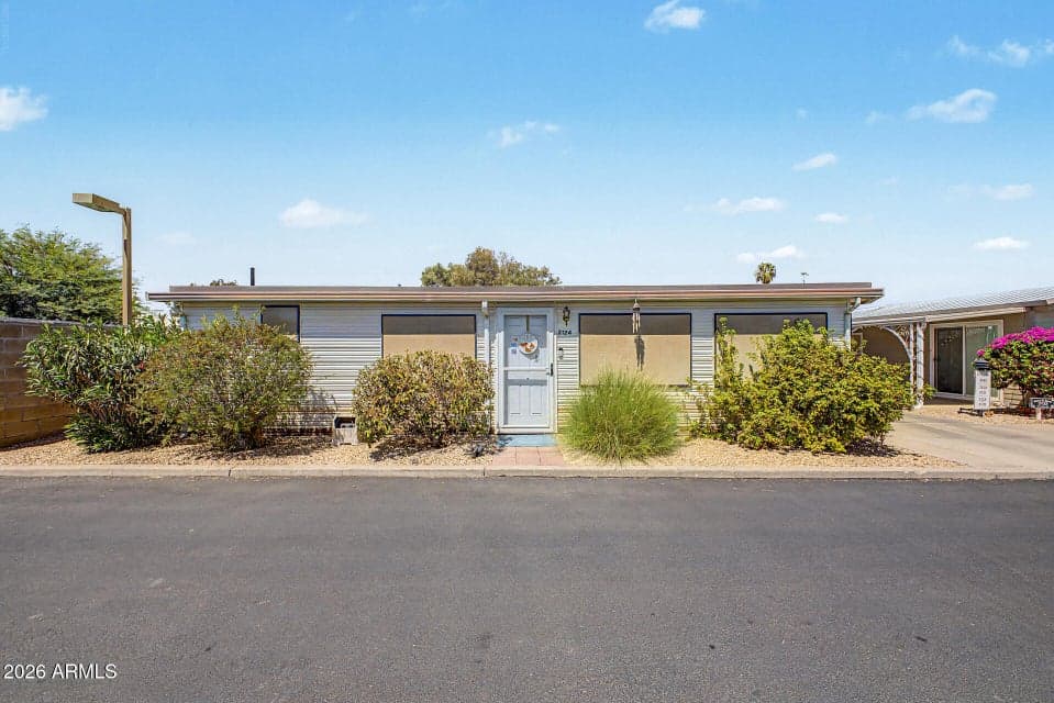 17200 W BELL Road 2124, Surprise, AZ 85374 — photo 1 of 51