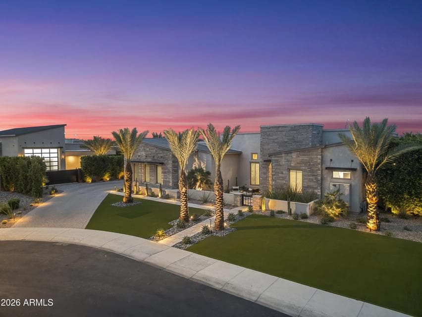9726 W MONTE LINDO, Peoria, AZ 85383 — photo 1 of 93