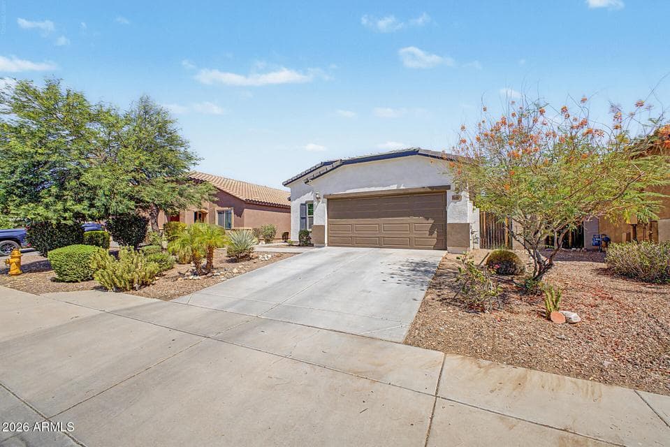 10800 W COTTONTAIL Lane, Peoria, AZ 85383 — photo 1 of 42