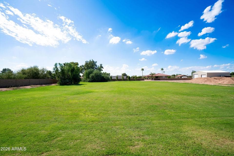 25619 S VAL VISTA Drive 4, Gilbert, AZ 85298 — photo 1 of 7
