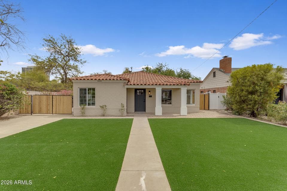 37 W VIRGINIA Avenue, Phoenix, AZ 85003 — photo 1 of 57