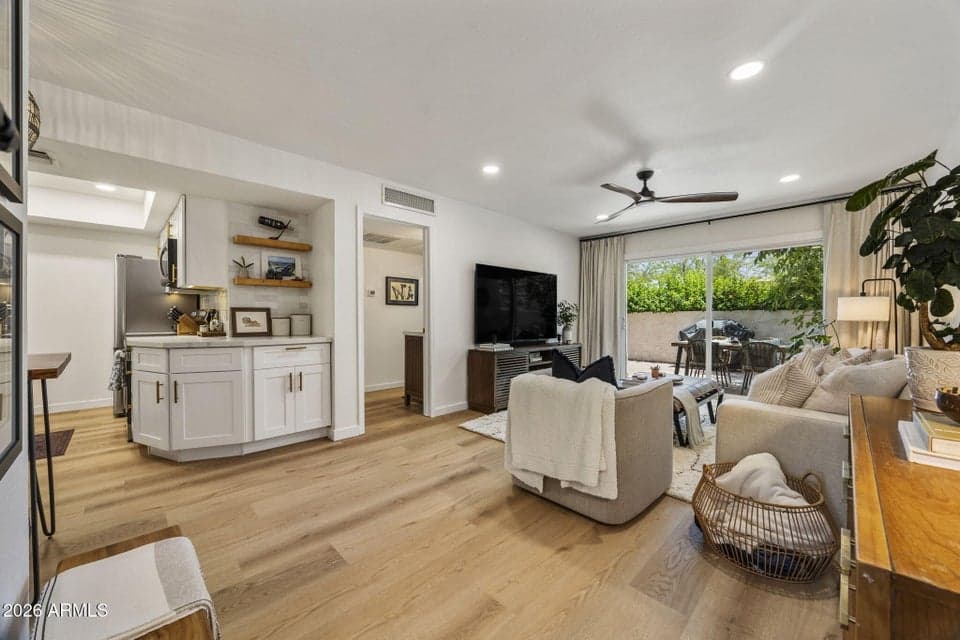 7350 N Vía Paseo Del Sur R105, Scottsdale, AZ 85258 — photo 1 of 31