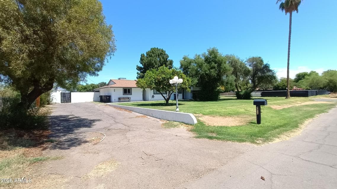 4410 W BANFF Lane, Glendale, AZ 85306 — photo 1 of 167