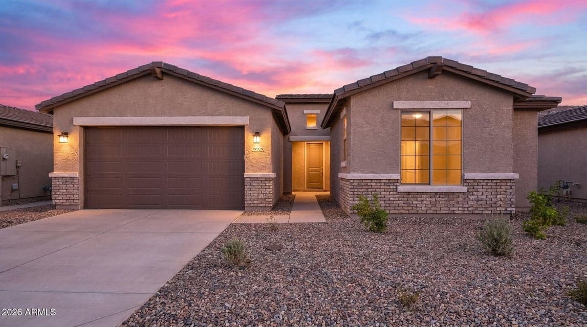 BEAUTIFUL NEW HOME WITH BRICK VENEER.