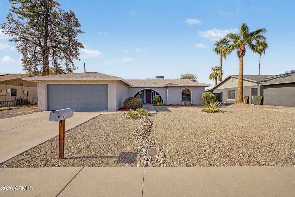 4854 W CINNABAR Avenue, Glendale, AZ 85302 — photo 1 of 35