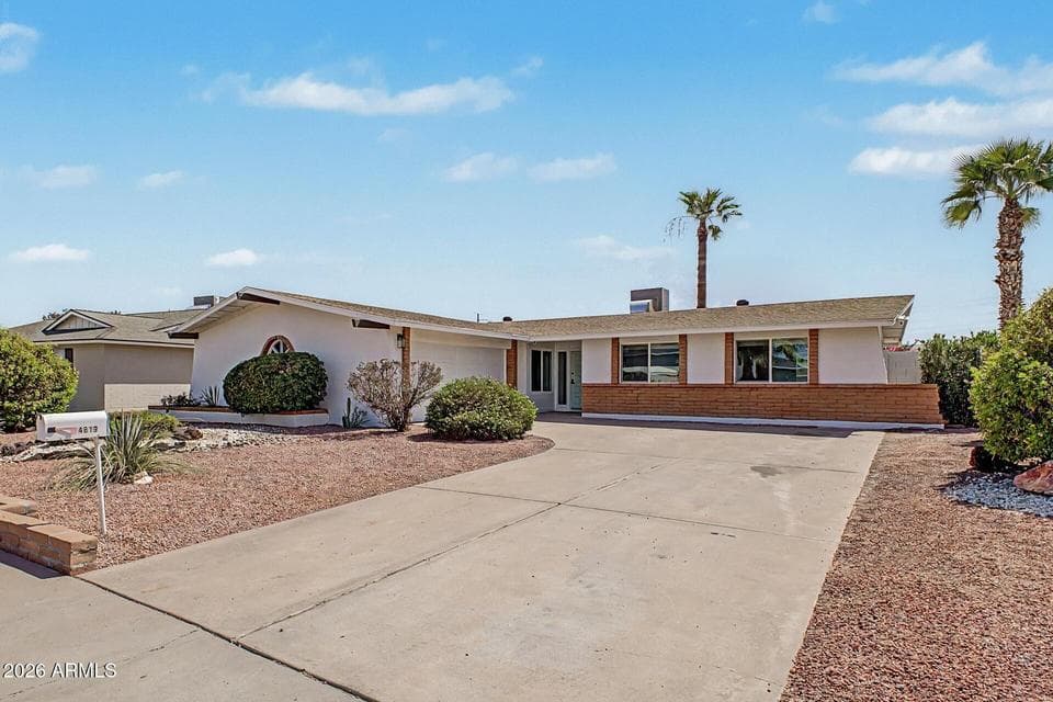 4819 W SUNNYSIDE Avenue, Glendale, AZ 85304 — photo 1 of 33