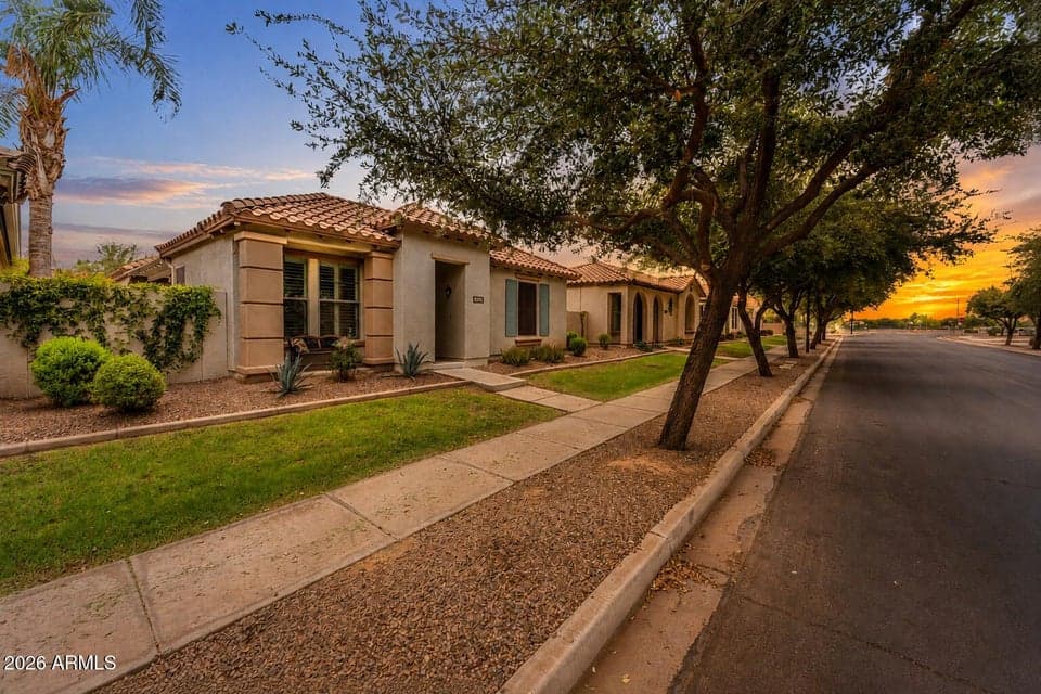 3548 S WREN Drive, Gilbert, AZ 85297 — photo 1 of 107