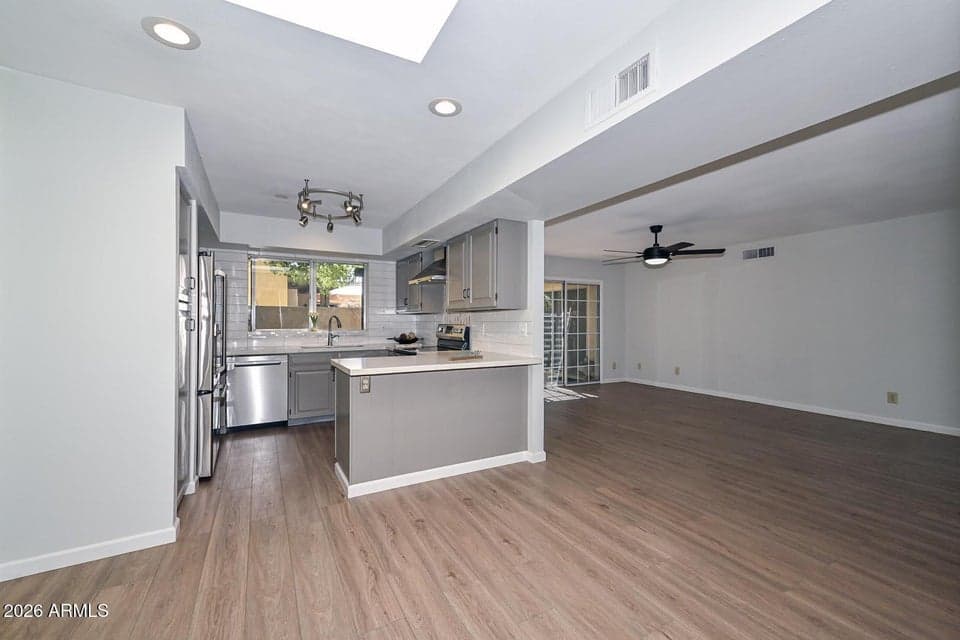 6237 N 22ND Drive, Phoenix, AZ 85015 — photo 1 of 42