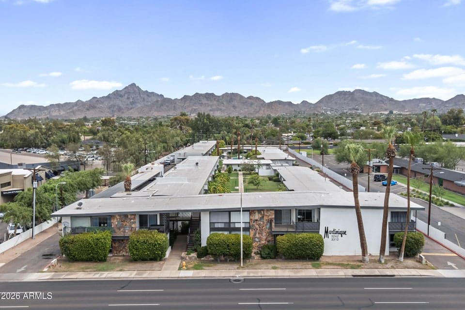 3242 E CAMELBACK Road 204, Phoenix, AZ 85018 — photo 1 of 41