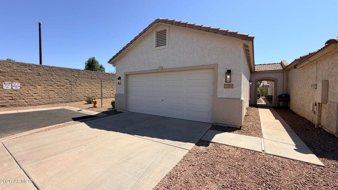 3 S Laveen Place, Chandler, AZ 85226 — photo 1 of 22