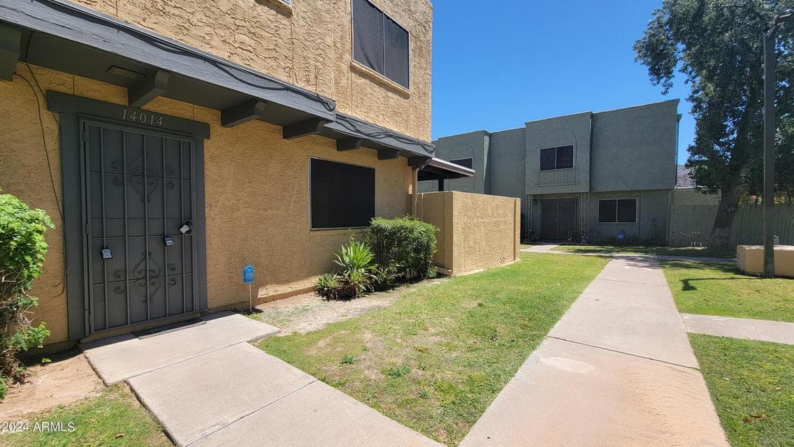 14014 N 54th Avenue, Glendale, AZ 85306 — photo 1 of 31