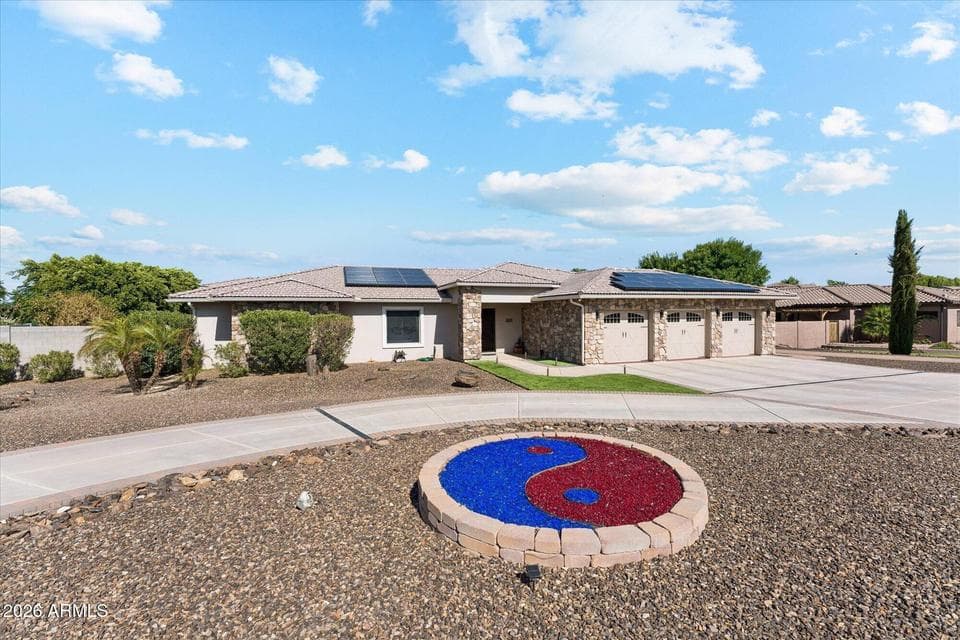 4923 N 188th Avenue, Litchfield Park, AZ 85340 — photo 1 of 28