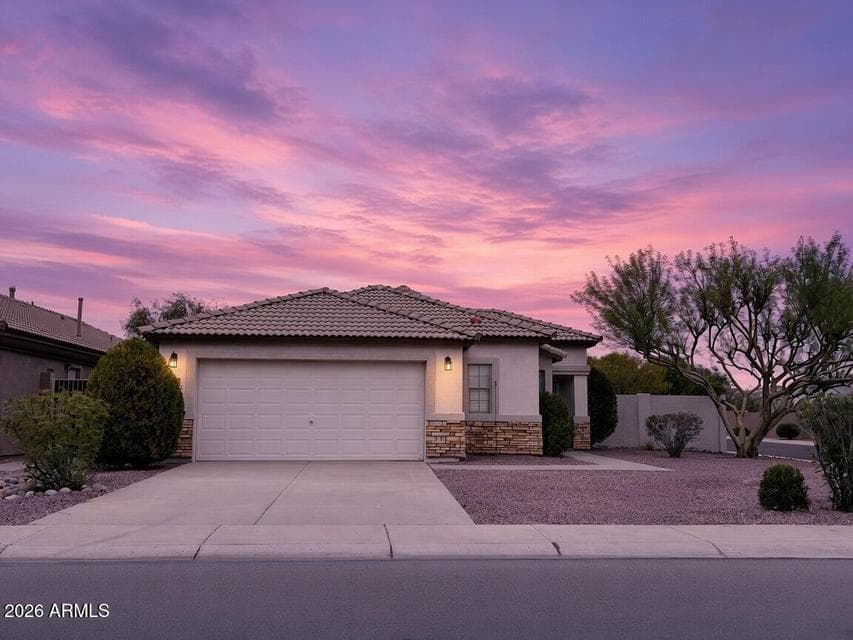 10376 W TONOPAH Drive, Peoria, AZ 85382 — photo 1 of 54