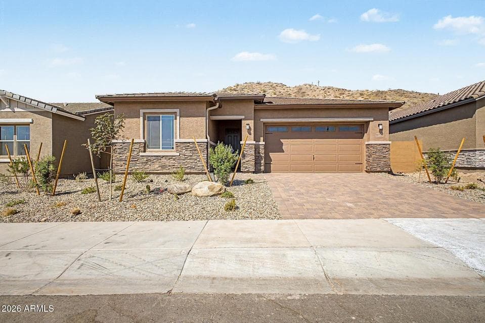 16976 W DESERT Lane, Goodyear, AZ 85338 — photo 1 of 35