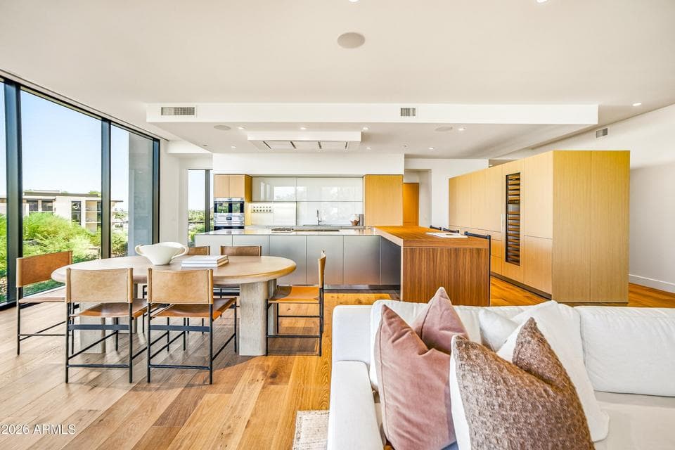 5000 N Camelback Ridge Drive 210, Scottsdale, AZ 85251 — photo 1 of 41