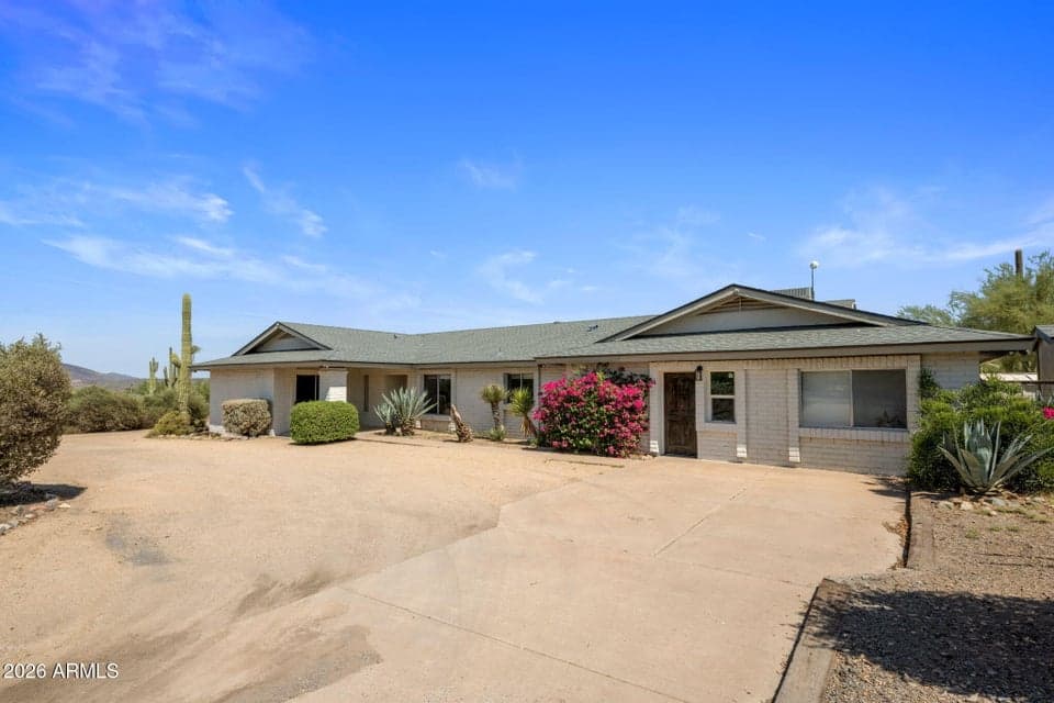 6914 E Highland. Road, Cave Creek, AZ 85331 — photo 1 of 44