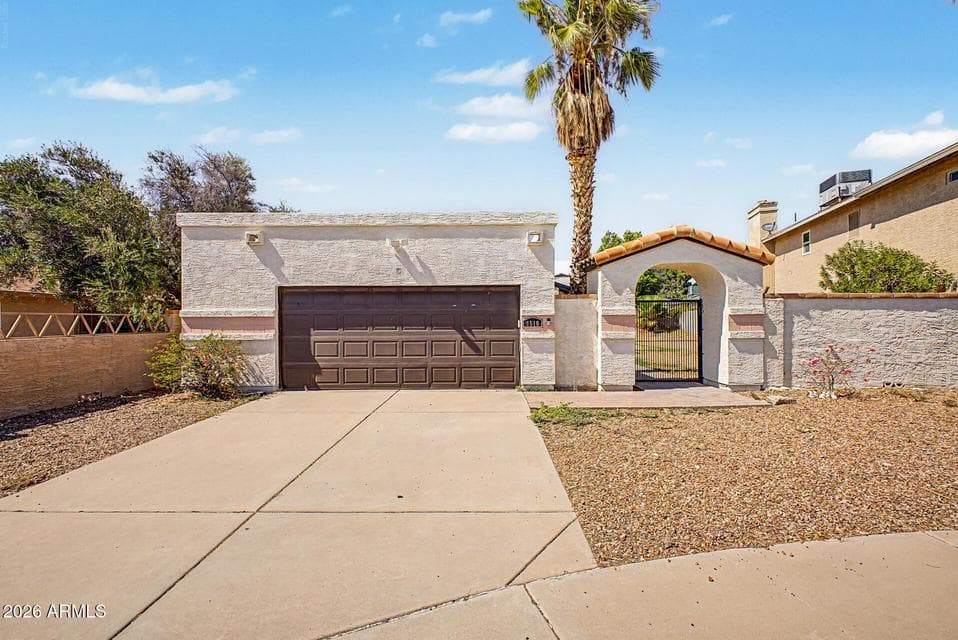 1510 E TARO Lane, Phoenix, AZ 85024 — photo 1 of 31