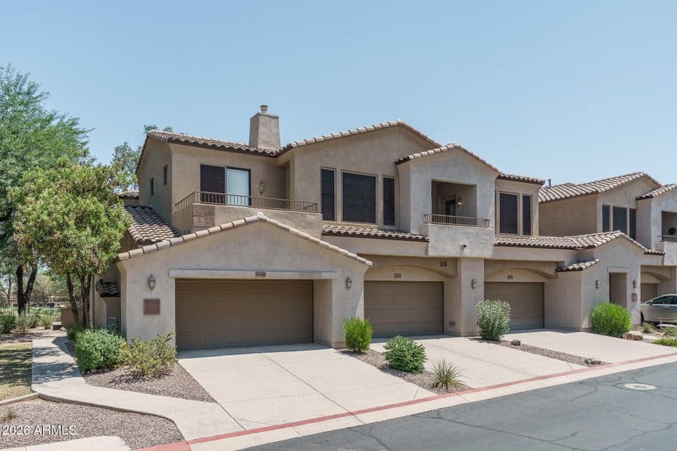 3131 E LEGACY Drive 2060, Phoenix, AZ 85042 — photo 1 of 30