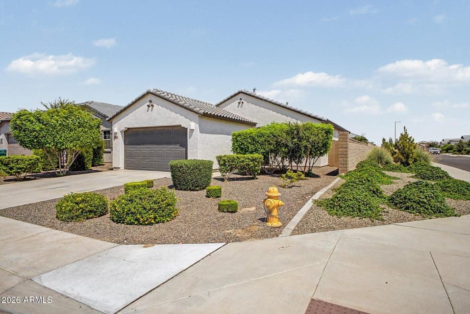 3142 E RIDING BOOT Way, San Tan Valley, AZ 85140 — photo 1 of 43