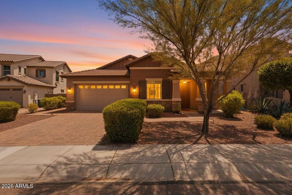 6171 S FRESNO Street, Chandler, AZ 85249 — photo 1 of 29