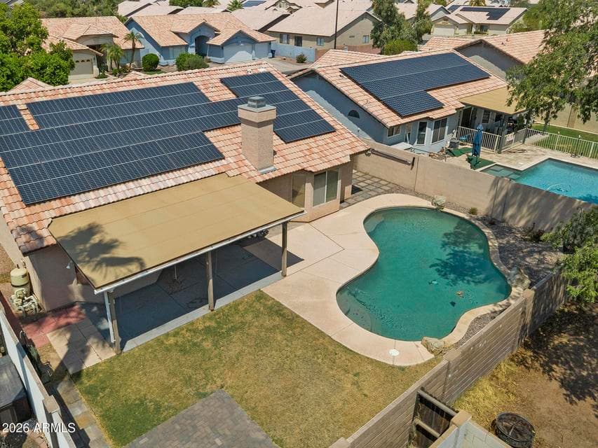 325 S GOLDEN KEY Drive, Gilbert, AZ 85233 — photo 1 of 33