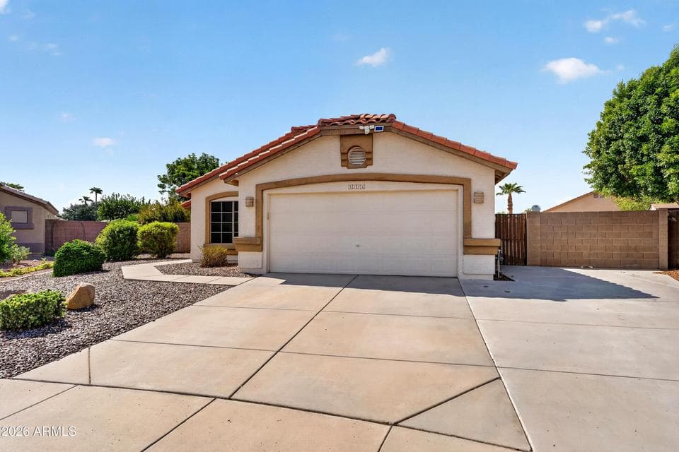 8756 W LONE CACTUS Drive, Peoria, AZ 85382 — photo 1 of 25