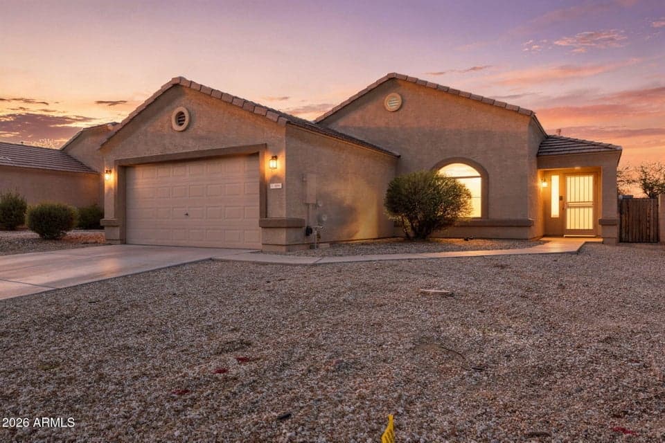 10961 W LOMA Lane, Peoria, AZ 85345 — photo 1 of 20